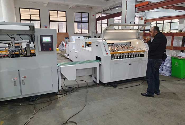 A4-Paper-Cutting-Machine-Factory-Display3